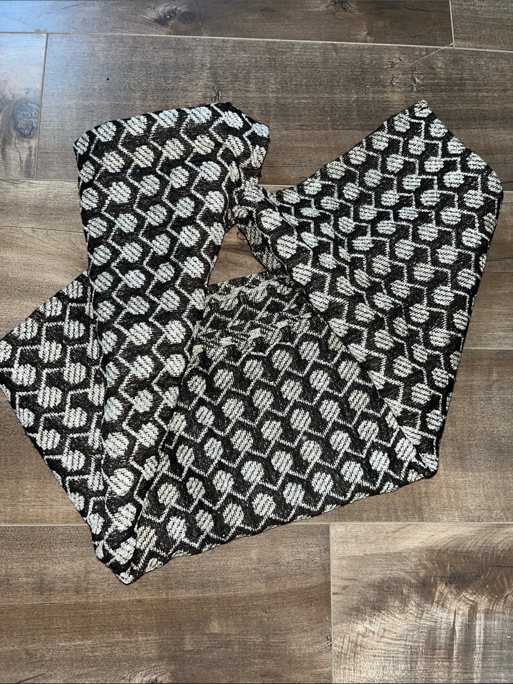 Giorgio Armani Black and Gray Geometric Knit Scarf